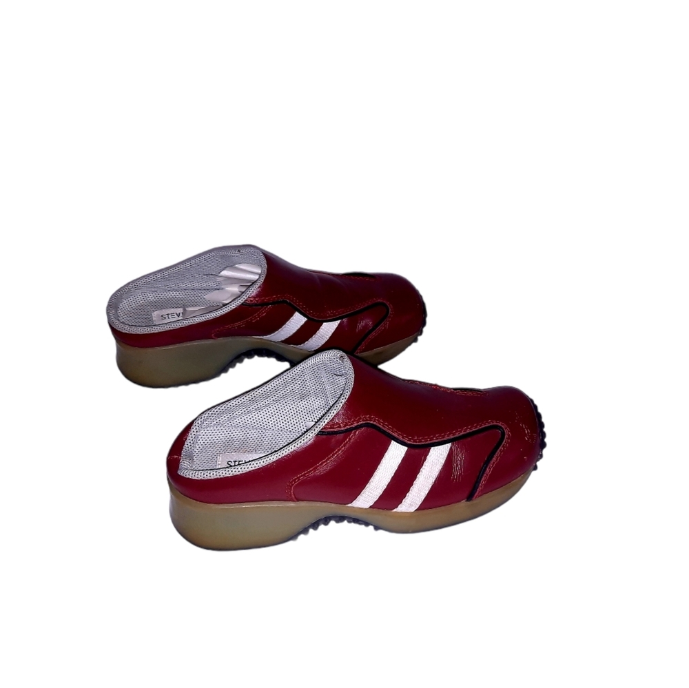 Steve Madden Red Burgundy Driver Clogs Mules Slip